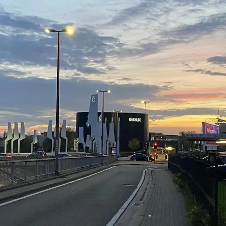 D-011 Bel Calme Climatise Parking Prive Gratuit Sur Demande Charleroi