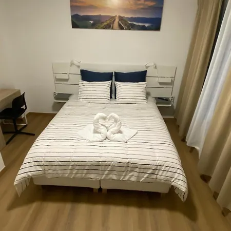 Apartamento D-011 Bel Calme Climatise Parking Prive Gratuit Sur Demande Charleroi