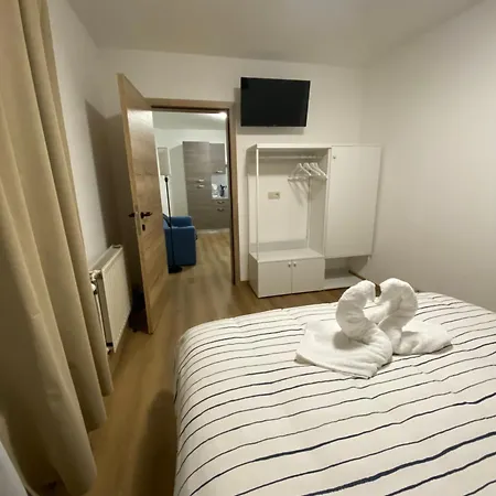 D-011 Bel Calme Climatise Parking Prive Gratuit Sur Demande Apartament Charleroi