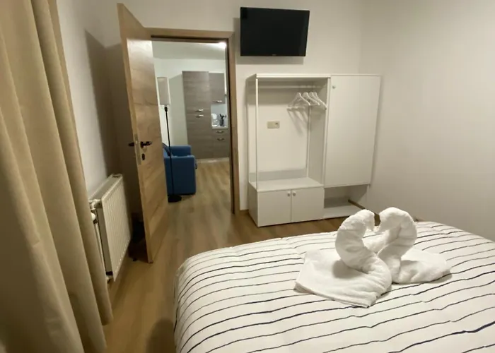 D-011 Bel Calme Climatise Parking Prive Gratuit Sur Demande Appartement Charleroi