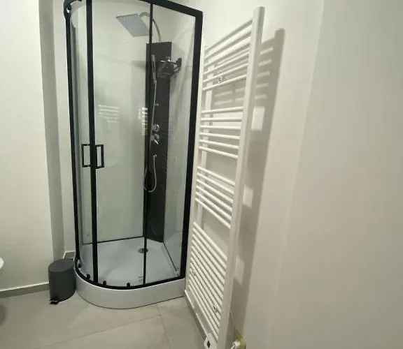 Appartement D-011 Bel Calme Climatise Parking Prive Gratuit Sur Demande Charleroi